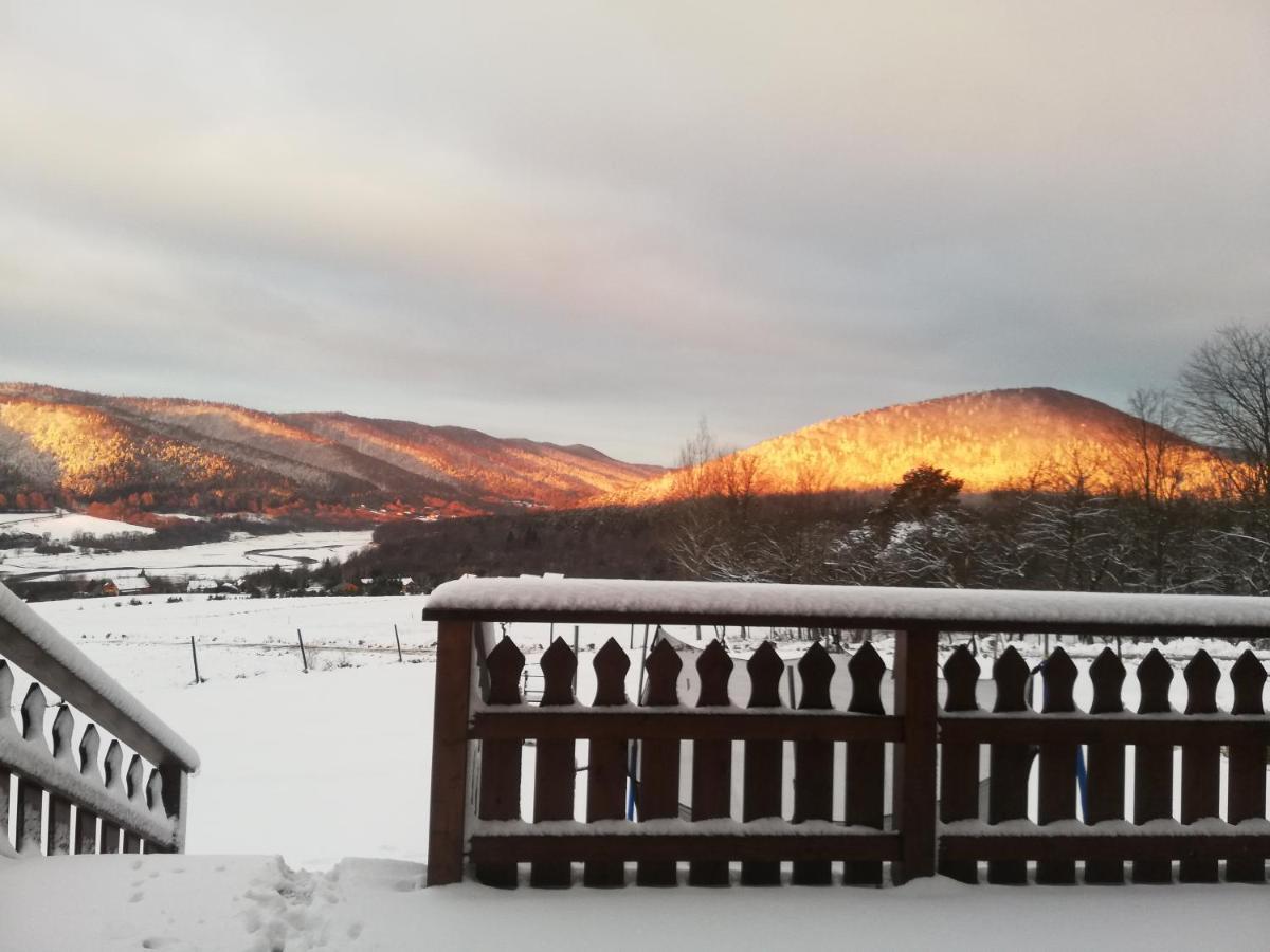 Orlik - Pokoje Goscinne Uscie Gorlickie Exterior foto